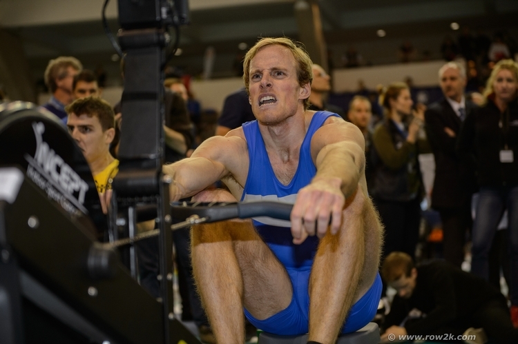 Jeremie Azou logró llevarse el oro en la competición de remo indoor